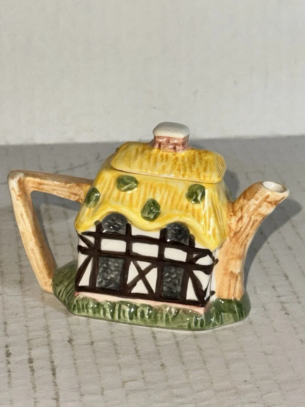 Miniature Tudor Cottage Teapot Yellow Thatched Roof Ceramic House With Lid